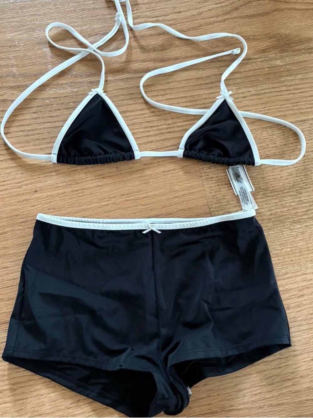 Frankie’s bikinis set